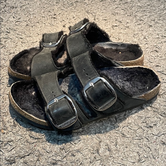 Black Birkenstock sandals - Picture 4 of 7